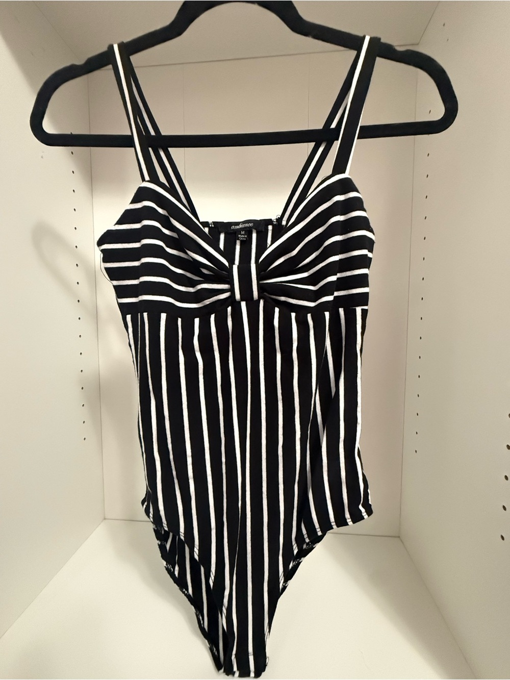 Black & White bodysuit (Fashion Nova)